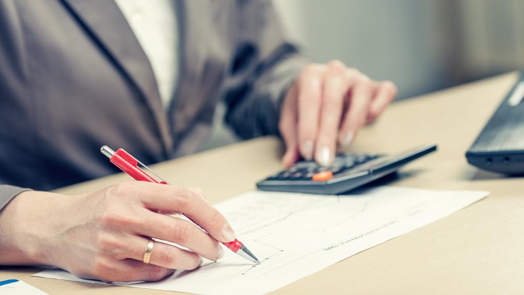 How to Find the Right Professional Tax Agent