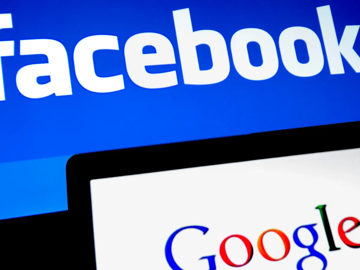 Govt mulls IT law revision to make Google, Facebook share revenue with news outlets